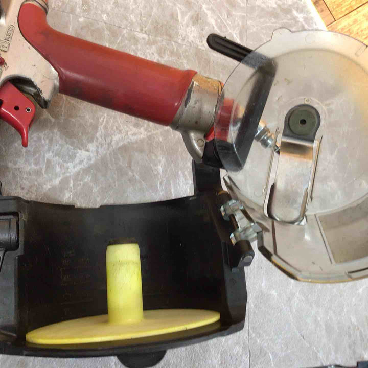 【中古品 現状品】★マックス MAX 高圧エア釘打ち機 HN-75N1 本体のみ 深さ調整難あり【八潮店】