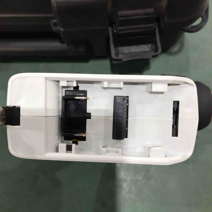 ◇パナソニック(Panasonic) コードレスインパクトレンチ  EZ7552LS2S-H【川口店】