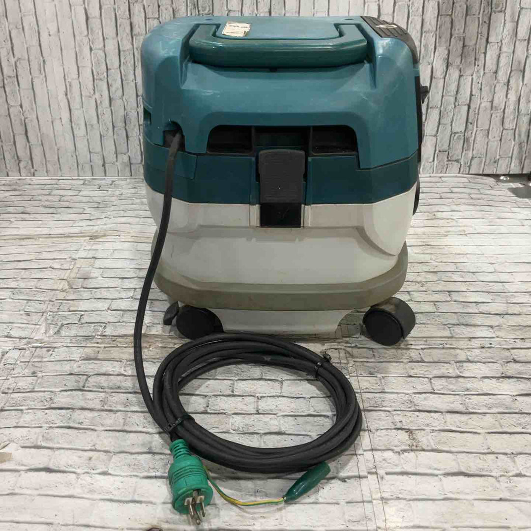 ★マキタ(makita) 集じん機 乾式 VC0830 連動機能【川口店】
