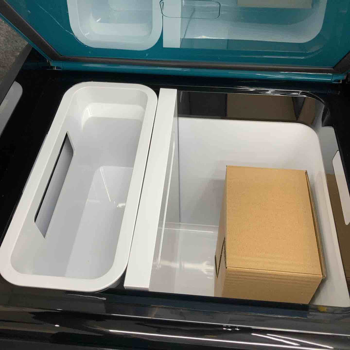 ★マキタ(makita) 40Vmax対応コードレス冷温庫 CW006GZ(本体のみ)【鴻巣店】