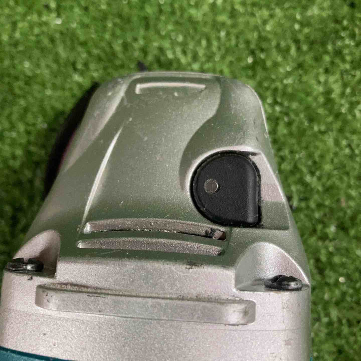 マキタ(makita) 100mmコードレスディスクグラインダ GA404DZN (GA404DN)【川崎店】