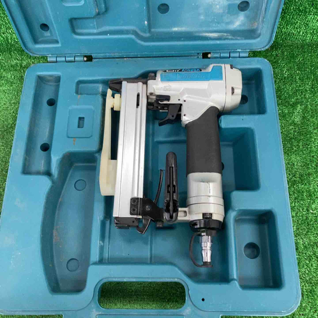 ★マキタ(makita) 常圧エアタッカ AT425AK【川崎店】