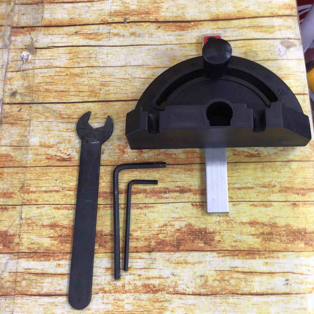 【店頭受取り限定】 株式会社イリイ ベルトディスクサンダー モデル：ＴＲ-１２３ＥＢ 【川崎店】