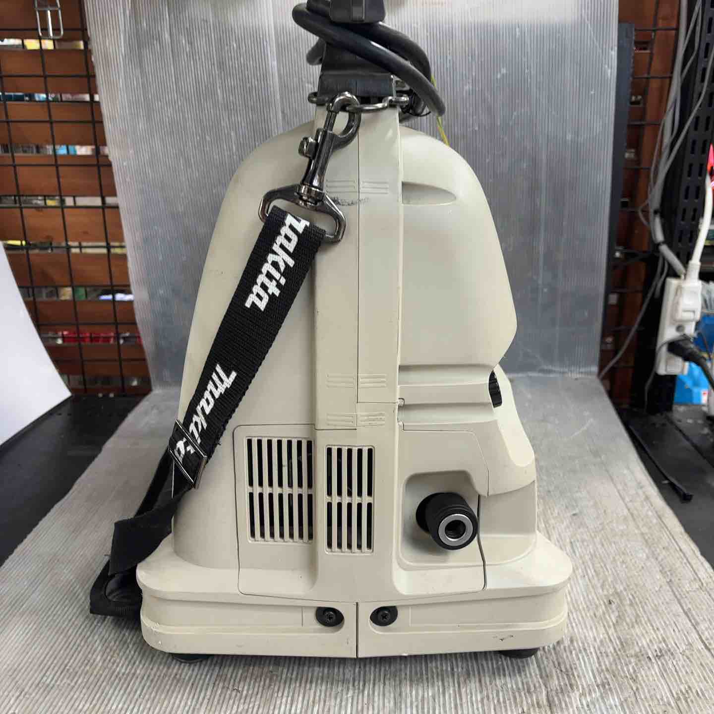☆マキタ(makita) エアコンプレッサー AC700【草加店】 – アクトツール