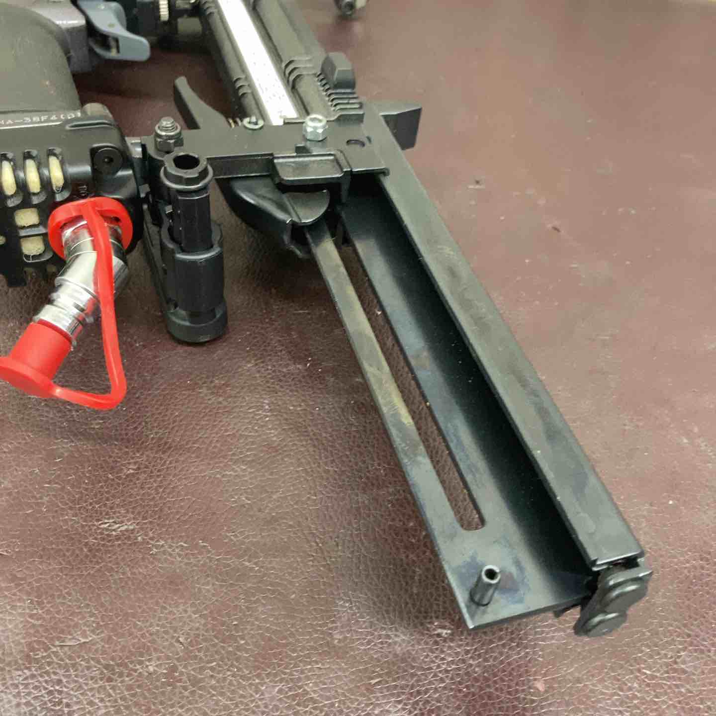 中古品】マックス(MAX) 高圧フロアタッカー HA-38F4(D)【東大和店