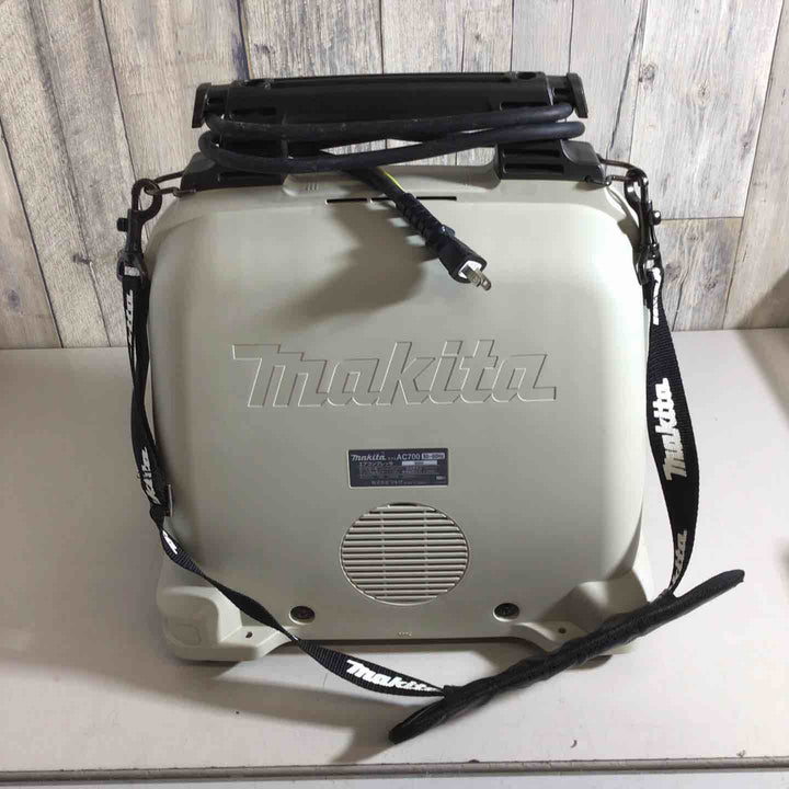 ★マキタ(makita) エアコンプレッサー AC700【戸田店】