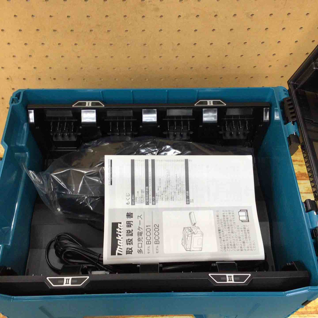 マキタ(makita) 多口充電器 BCC01 A-78346【川崎店】