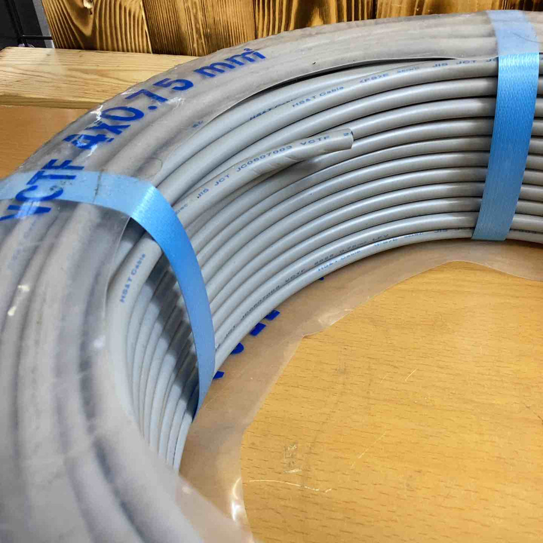 VCTFケーブル 4×2.0㎜ ビニルキャプタイヤ丸型コード 重量約8㎏ 残量約2/3程度 住友HST 【越谷店】