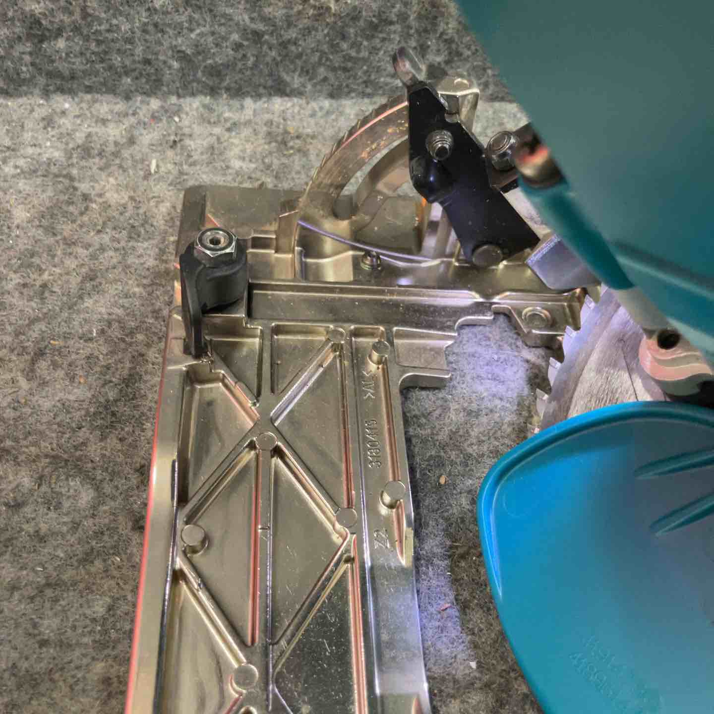 ☆マキタ(makita) 165mm電気マルノコ 5637BA【鴻巣店】 – アクトツール