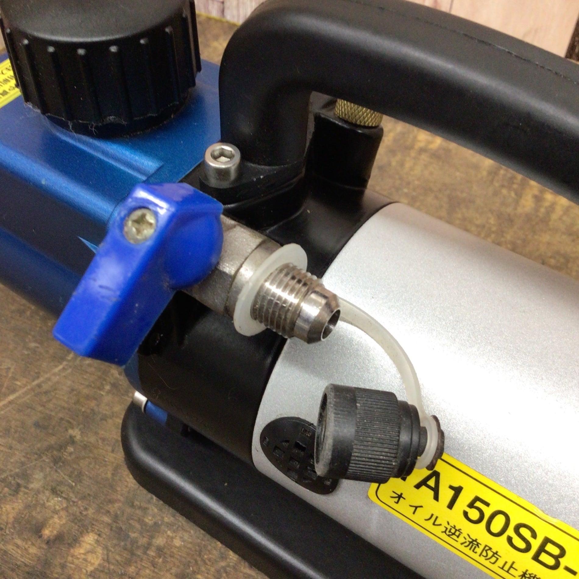 タスコ TASCO TA150SB-2 真空ポンプ 中古品 ケース無し 【ハンズクラフト宜野湾店】 イチネンTASCO TA150SB-2 ウルトラミニツーステージ真空ポンプ