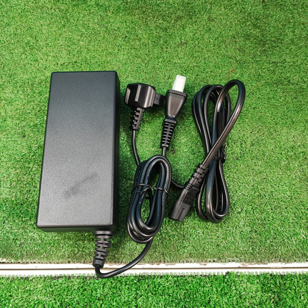 ☆ハイコーキ(HIKOKI ※旧:日立工機) コードレス冷温庫 UL18DC(WMB)【岩槻店】