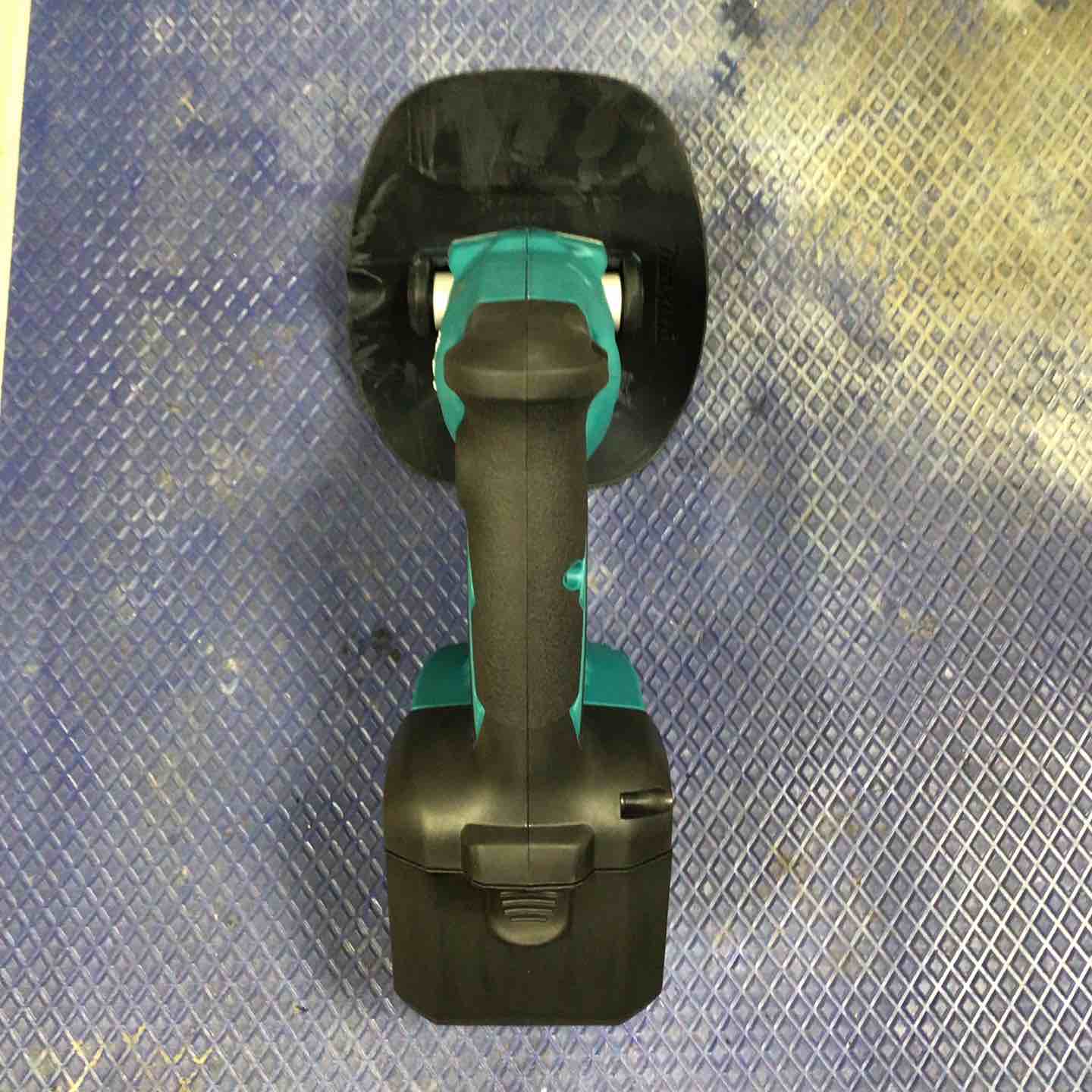 ☆マキタ(makita) コードレスかくはん機 UT130DRG【草加店】 – アクト