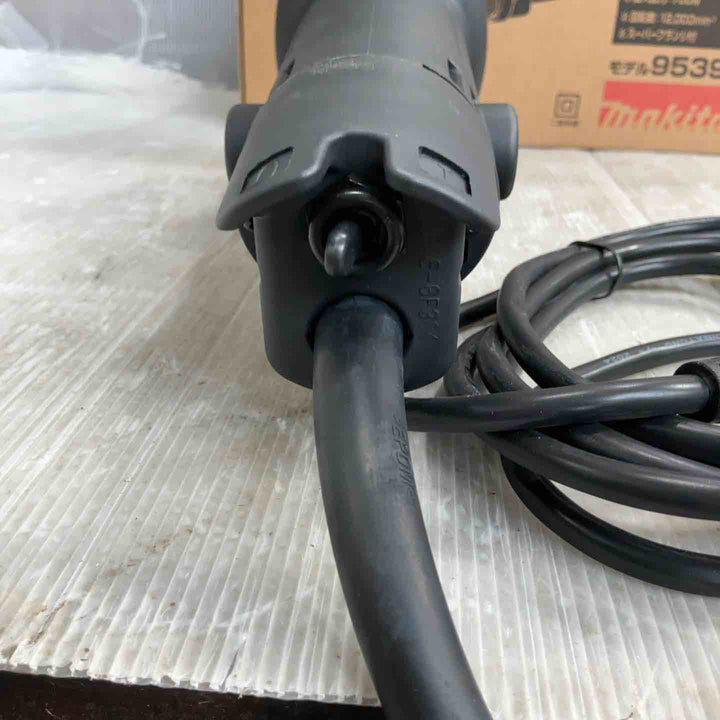 ☆マキタ(makita) 100mmディスクグラインダ 9539B【草加店】