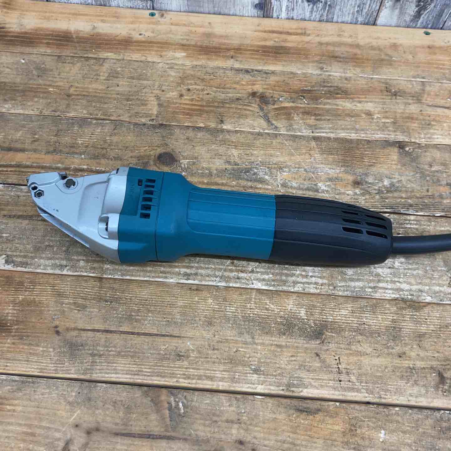 中古品】 マキタ(makita) ストレートシャー JS1601 鉄板 トタン 100V