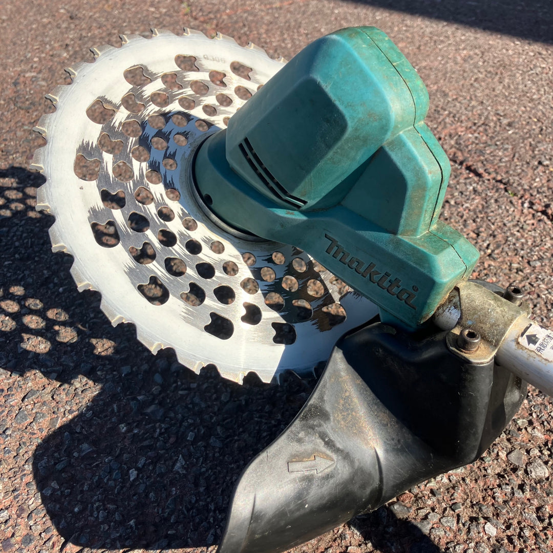 【店頭受取り限定】◇マキタ(makita) コードレス草刈機 MUR190SDZ【越谷店】