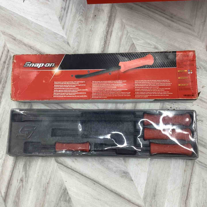◇ Snap-on ストライキングプライバーセット SPBS704AR【越谷店】