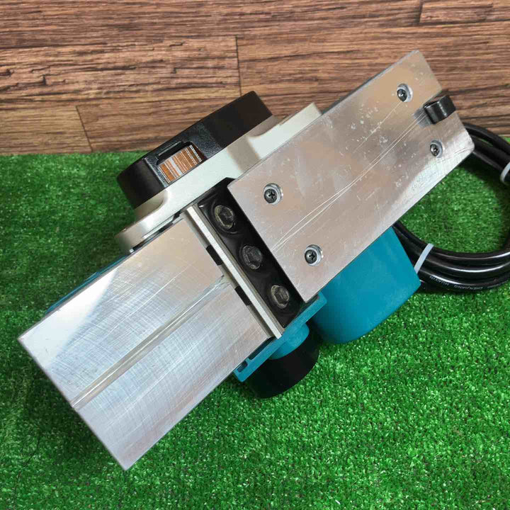 ☆マキタ(makita) 電気カンナ KP0800ASP 替刃式【桶川店】