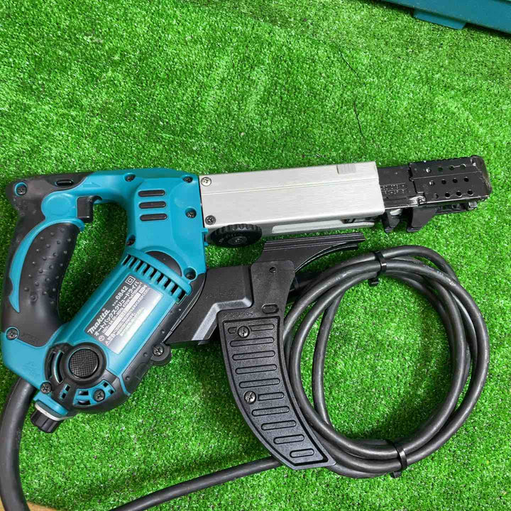 マキタ(makita) オートパックスクリュードライバー 6842L 【桶川店】
