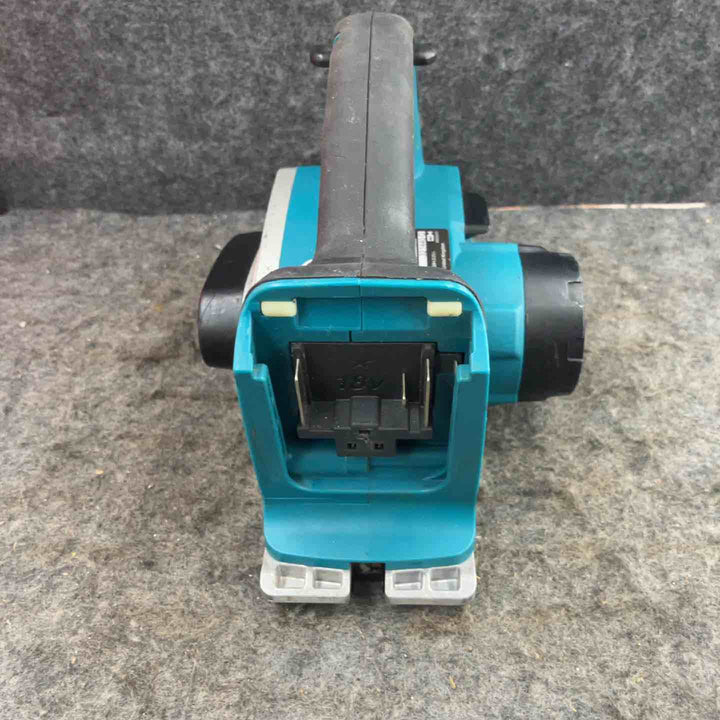 【現状品】★マキタ(makita) コードレスカンナ KP180DZ ノブが固く、深さ調節が出来ない【鴻巣店】
