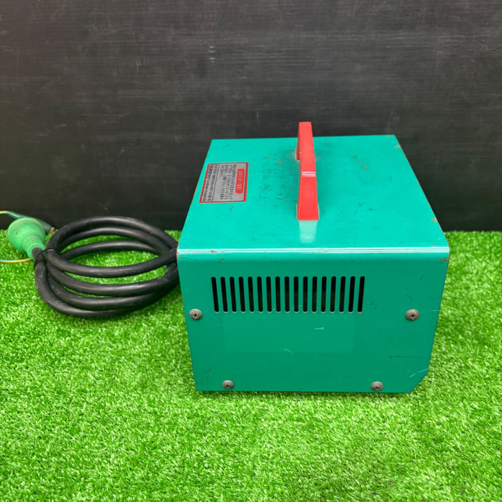 【中古品】日動工業 昇圧器 M-E20 トランス【電材館越谷店】