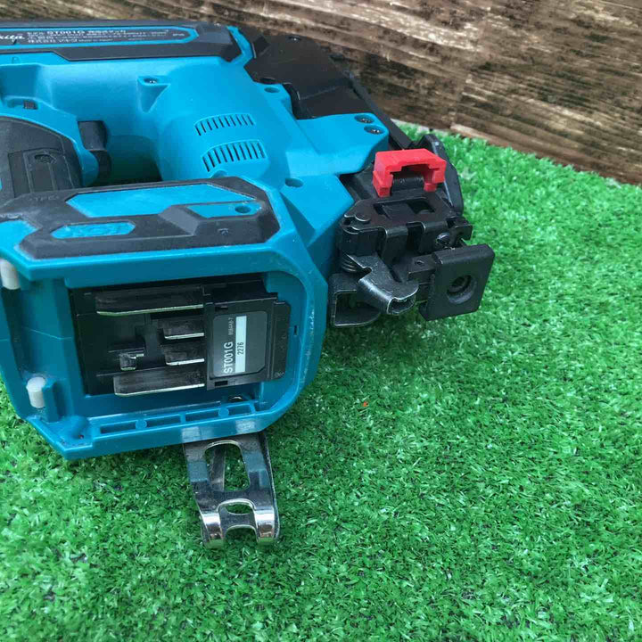 【中古品】マキタ(makita) コードレスタッカー ST001GZK 動作確認済み【川越店】