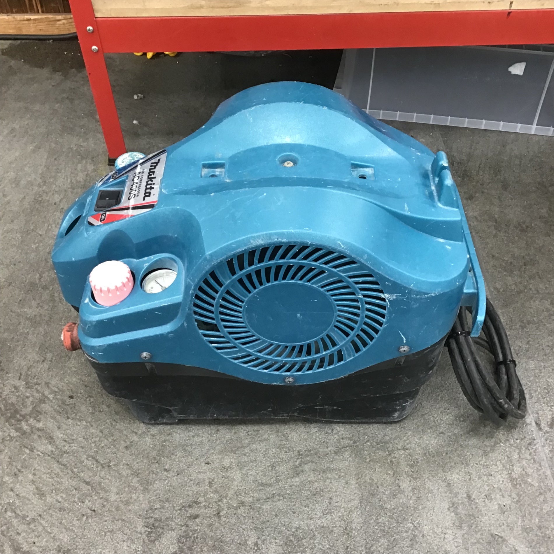 ☆マキタ(makita) 常圧/高圧エアコンプレッサー AC400S【川崎店】 – アクトツールオンラインショップ