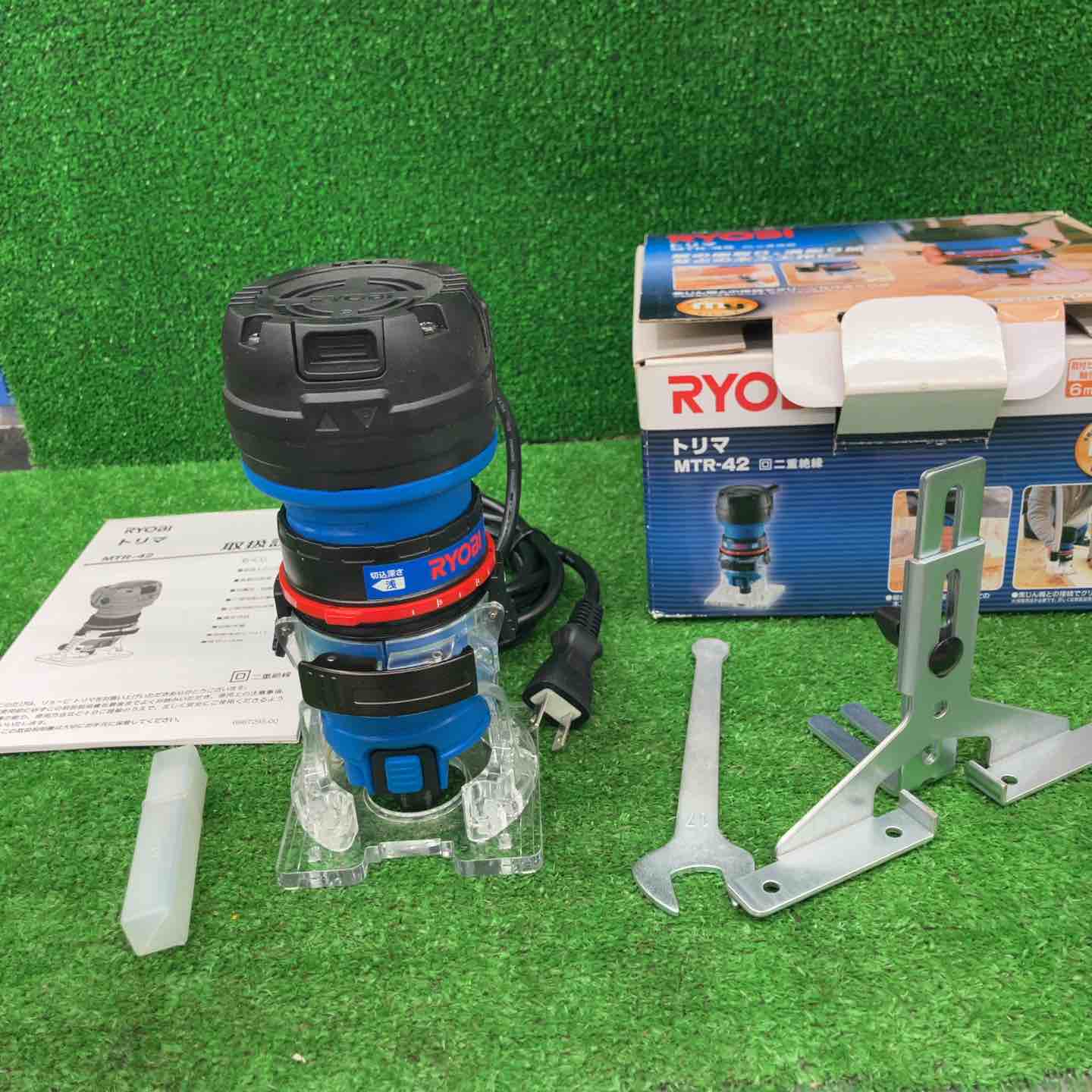 リョービ RYOBI MTR-42 トリマ 中古品 ストレートガイド/ビット多数付