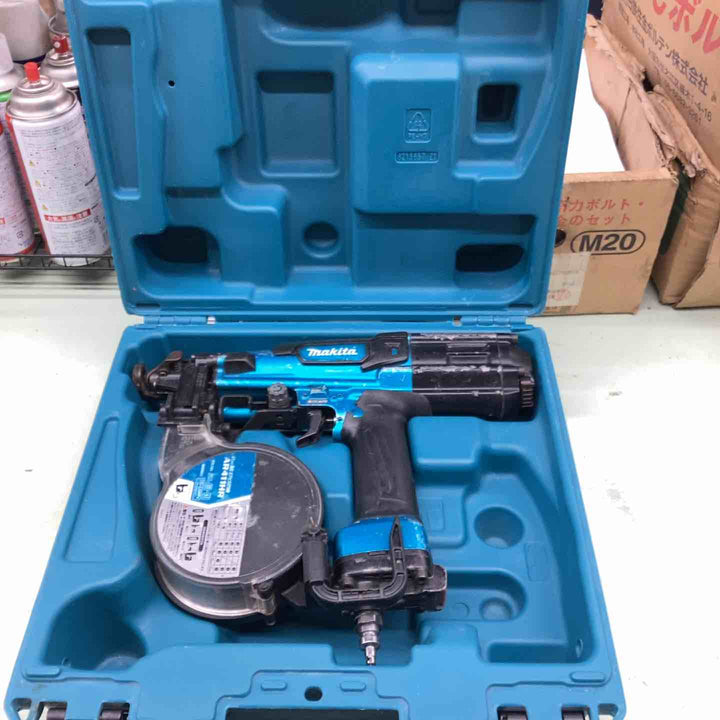 ★マキタ(makita) 高圧エアネジ打ち機 AR411HRM【越谷店】