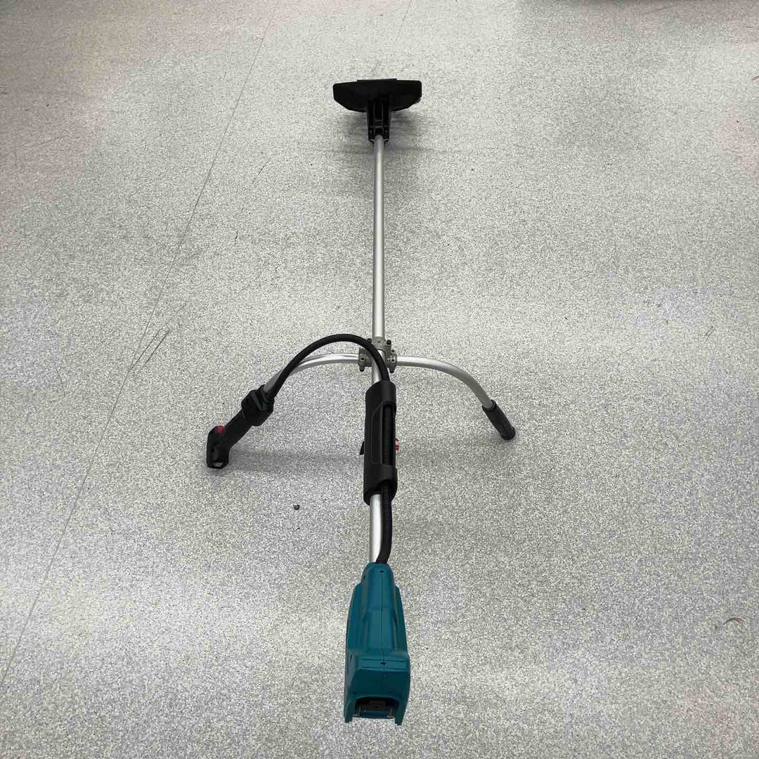 【店頭受取り限定】◇マキタ(makita) コードレス刈払機 MUR142UDZ【八潮店】