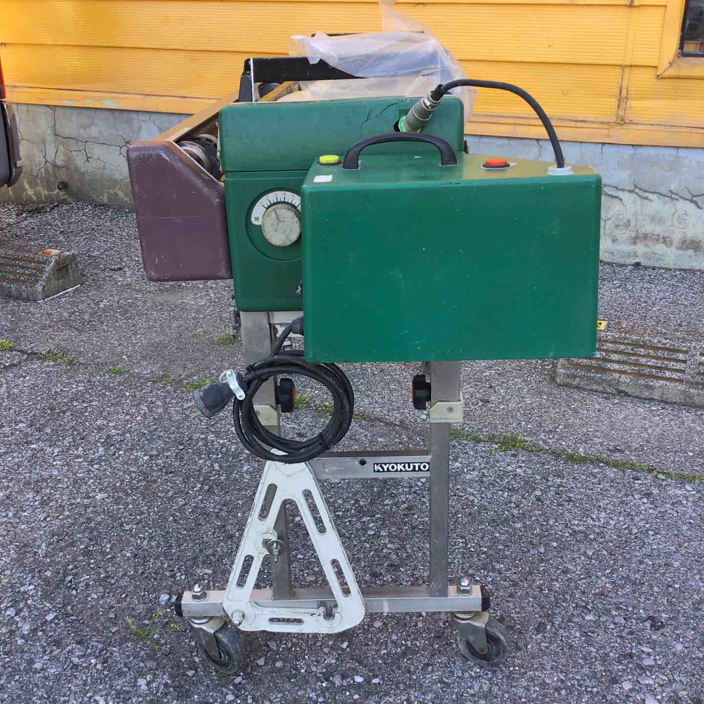 店頭受取り限定】◇極東産機 自動壁紙糊付機 HB-V Hiβ-V (HIB-V)【草加