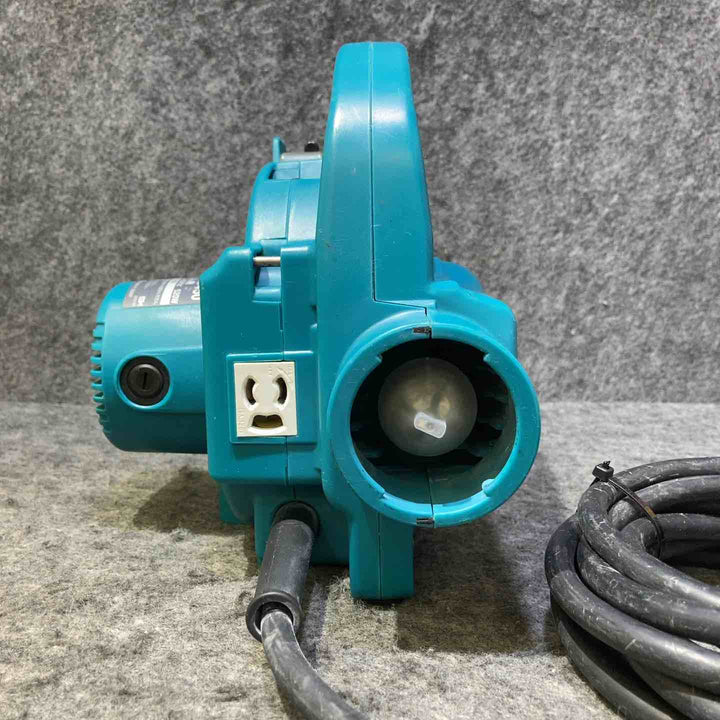 マキタ(makita) 小型集じん機 乾式 450(P)【桶川店】
