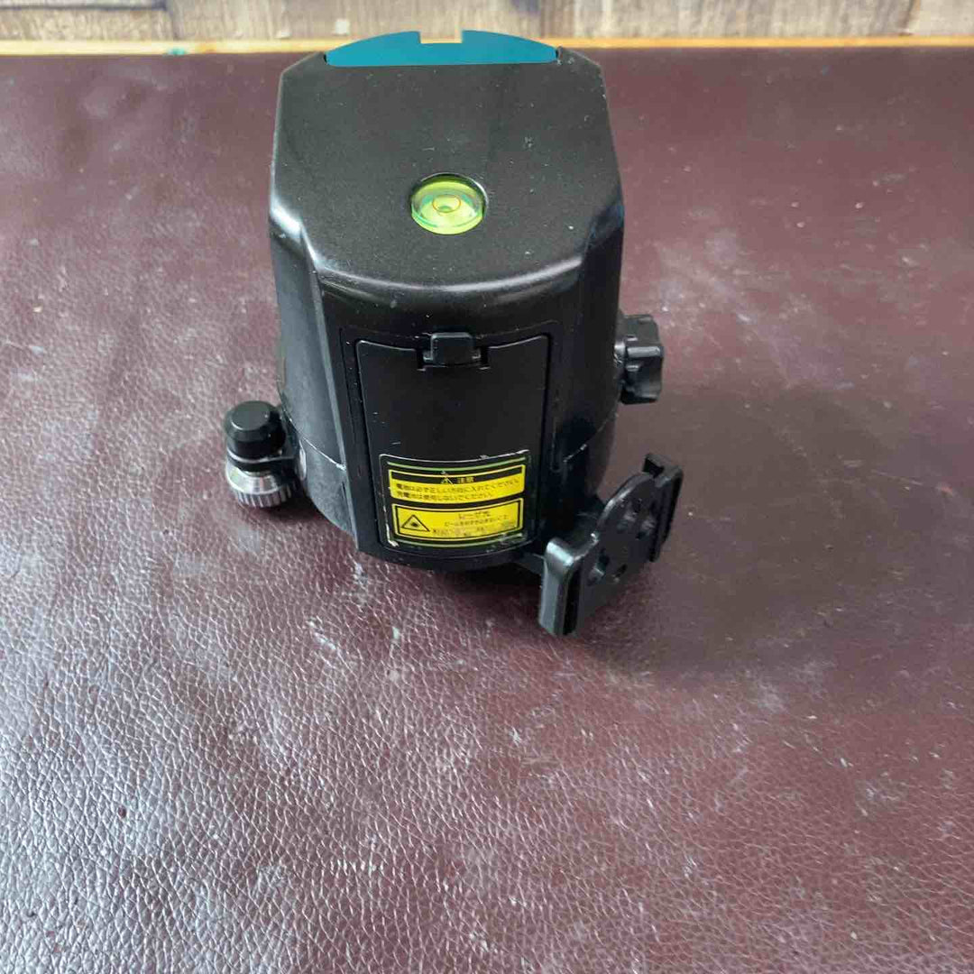 【中古品】京セラ(Kyocera) グリーンレーザー墨出器 LL-50G 4372401【東大和店】