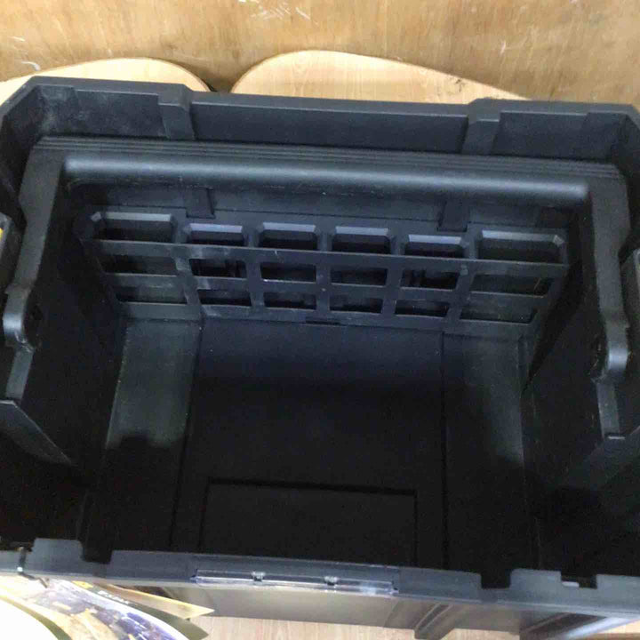 デウォルトケースDWST82990-1とミルクボックス ブラック DWST17809【町田店】