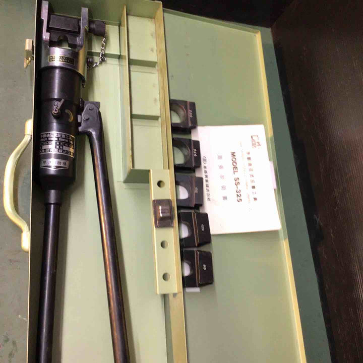 ◇カクタス(CACTUS) 手動油圧圧着工具 SS-325【戸田店】