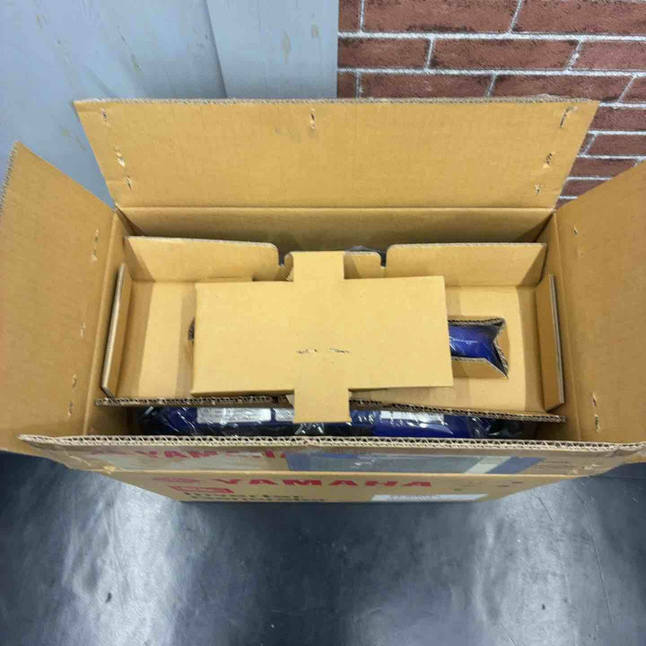 【未使用品】 ヤマハ (YAMAHA) インバーター発電機 EF900iS 【藤沢店】