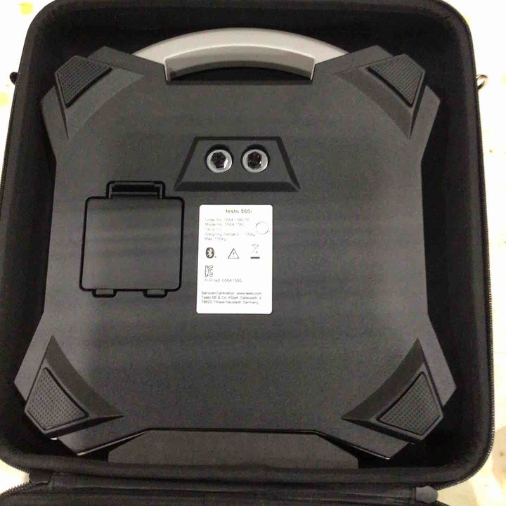 テスト(testo) スマートスケール&スマートバルブ 560i Kit 自動充填セット チャージングスケール【川口店】