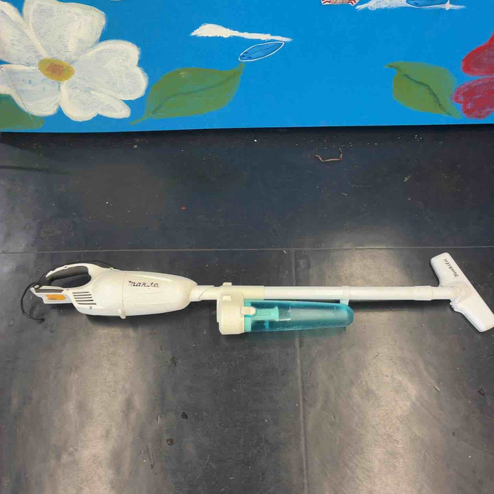 ☆マキタ(makita) コードレスクリーナー CL181FDZW【藤沢店】