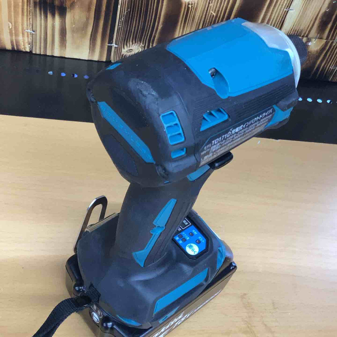 マキタ(makita) コードレスインパクトドライバー TD171DRGX ネジ ボルト 木材 金属 穴あけ 建設現場 DIY リフォーム プロ 組み立て 高速 ボルト締め 【越谷店】