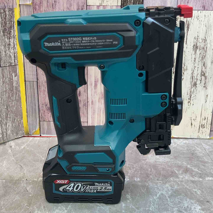 【未使用品】マキタ makita 40V コードレスタッカー J線/10mm ST002GRDX フルセット バッテリx2 充電器 ケース【八潮店】