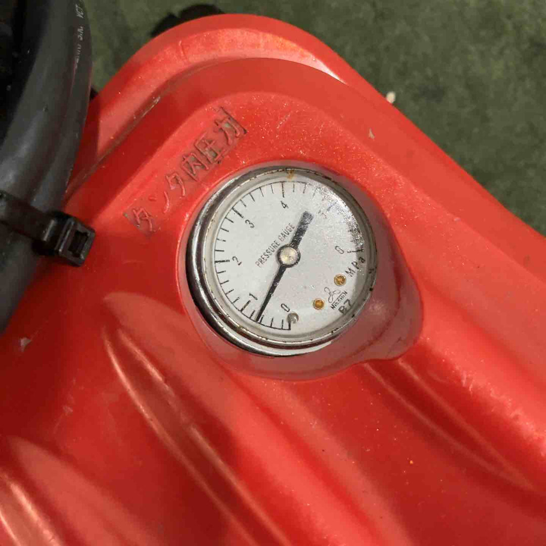 ★マキタ(makita) エアコンプレッサー AC400XLR 動作確認済【川口店】