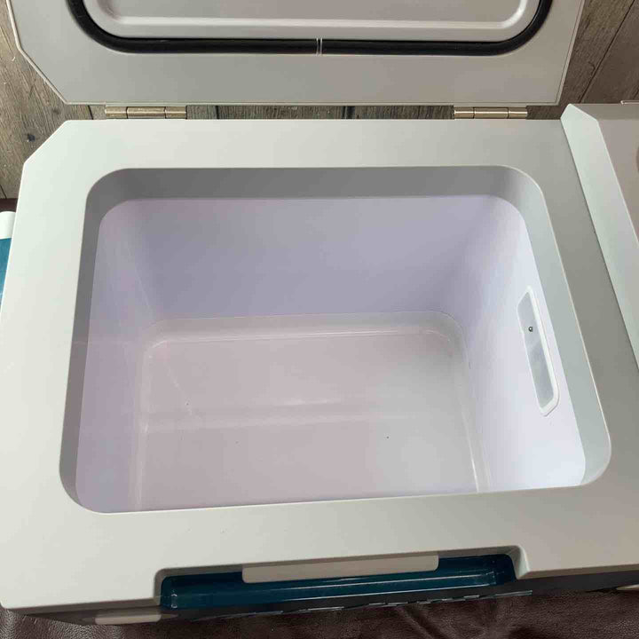 【中古品】マキタ(makita) コードレス冷温庫 CW180DZ ACアダプター付属【東大和店】