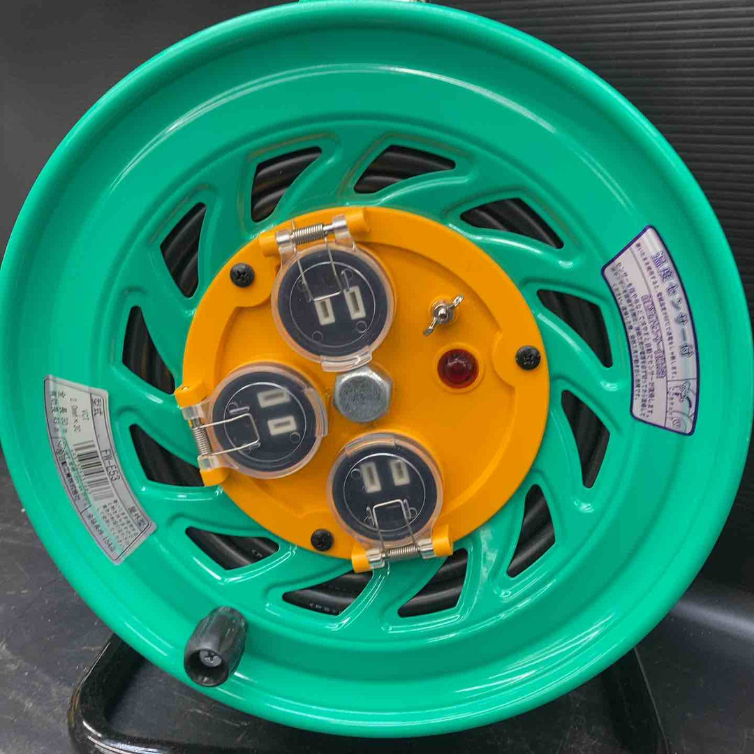 ◇日動 防雨・防塵型ドラム 100V 一般型 FW-E53 アース付き コードリール 50ｍ【川越店】