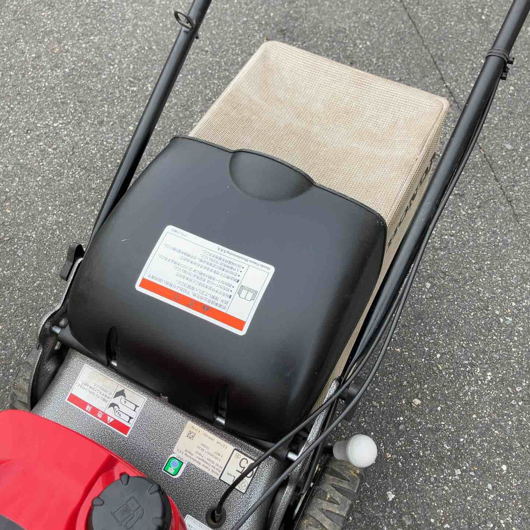 【中古品・店頭受取り限定】 ホンダ エンジン式芝刈り機 自走式 HRG466C1 【桶川店】