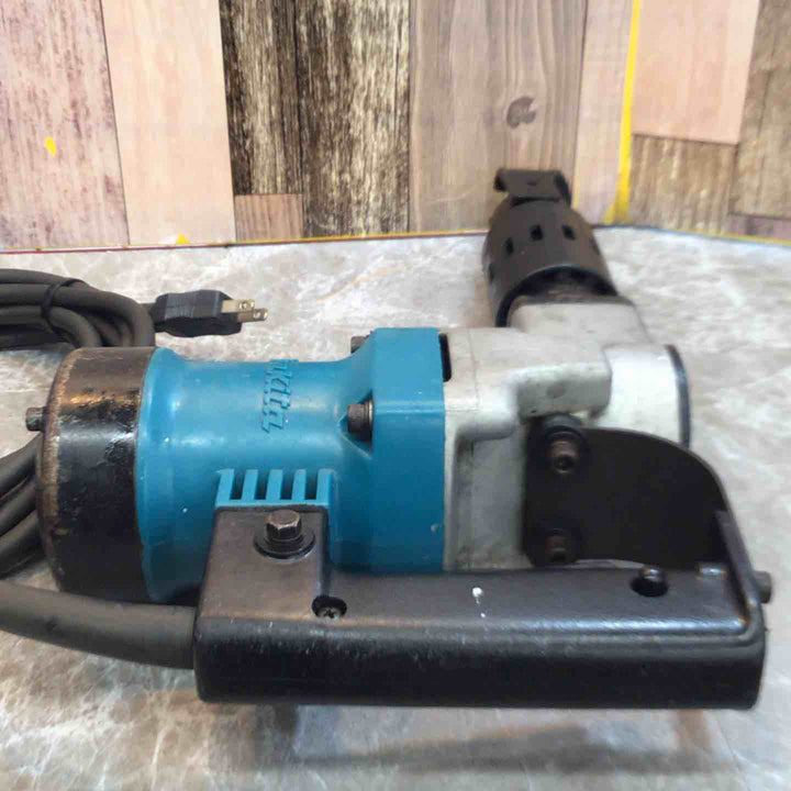 ★マキタ(makita) 電動ハンマ HM0810【八潮店】