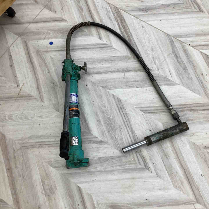 大阪ジャッキ製作所 手動油圧 ポンプ TWA-0.7　【越谷店】