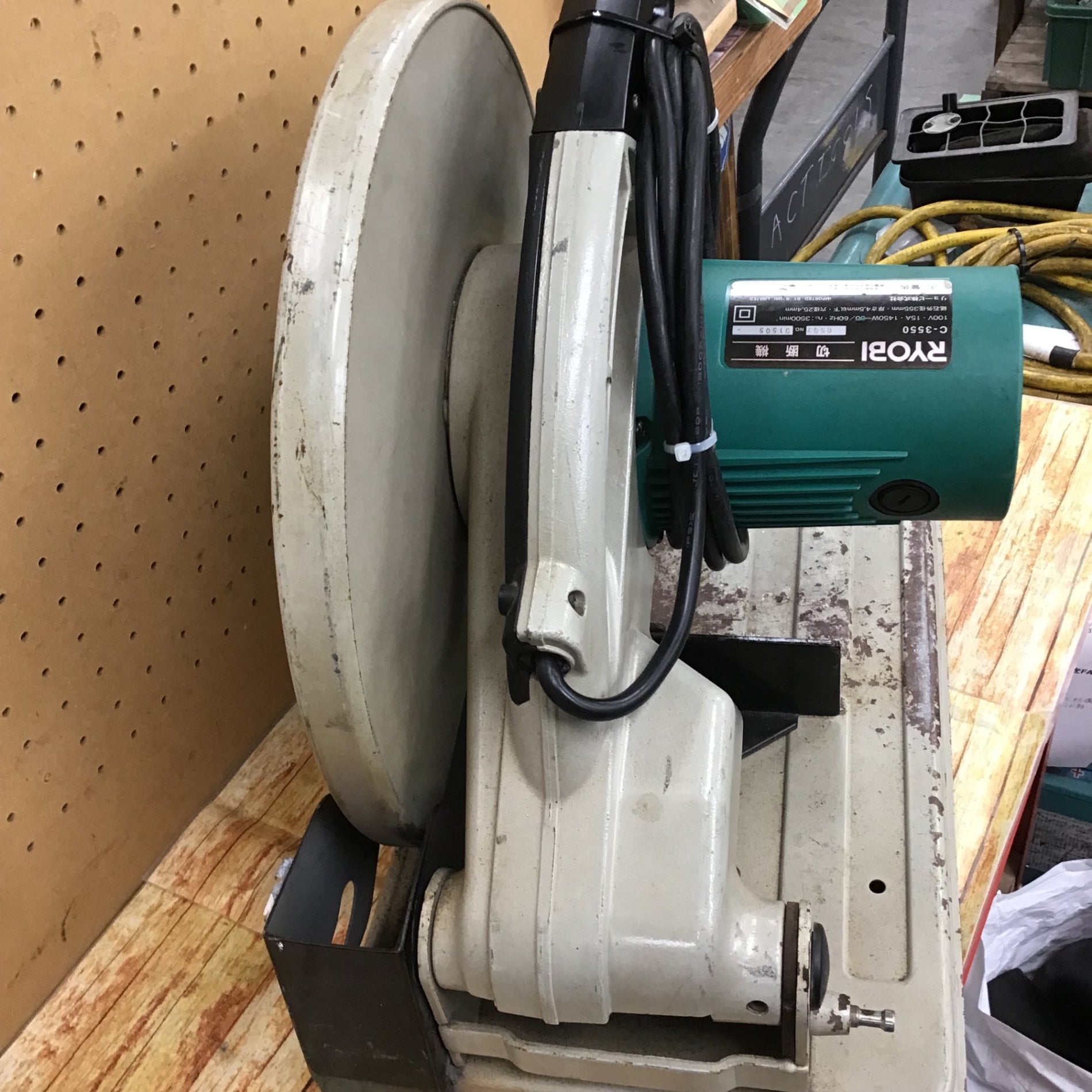 【エコツール知立店】☆RYOBI/リョービ 切断機 C-3550 ITJ8M8Z7THRK ★ 出張買取 も好評受付中！【愛知県/名古屋市/知立市/半田市/岡崎市/工具】 エコツール知立店】☆RYOBI/リョービ 切断機 C-3550 ITJ8M8Z7THRK