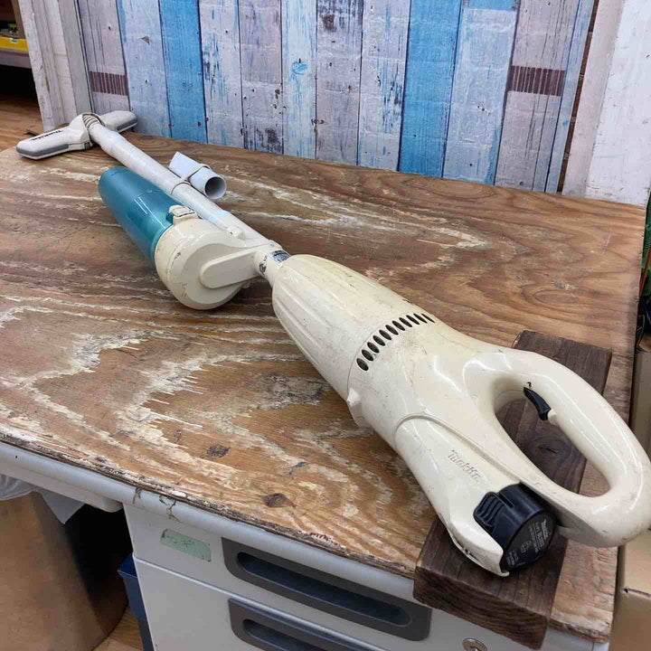 【中古品】◇マキタ(makita) コードレスクリーナー CL100DZ 10.8V バッテリー付き！【柏店】
