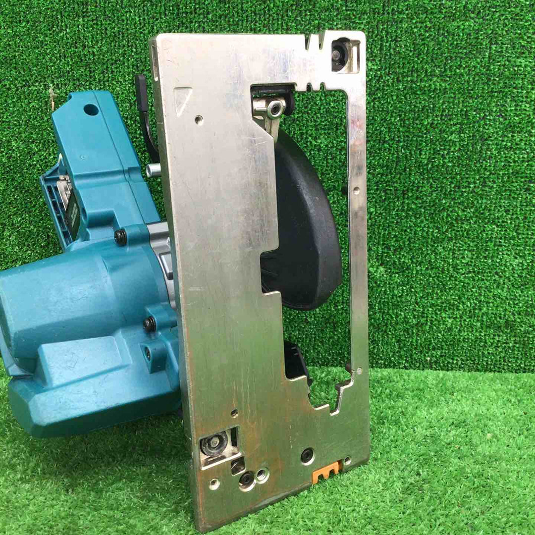 【中古品】 マキタ/makita コードレス丸のこ HS001GZ 【鴻巣店】