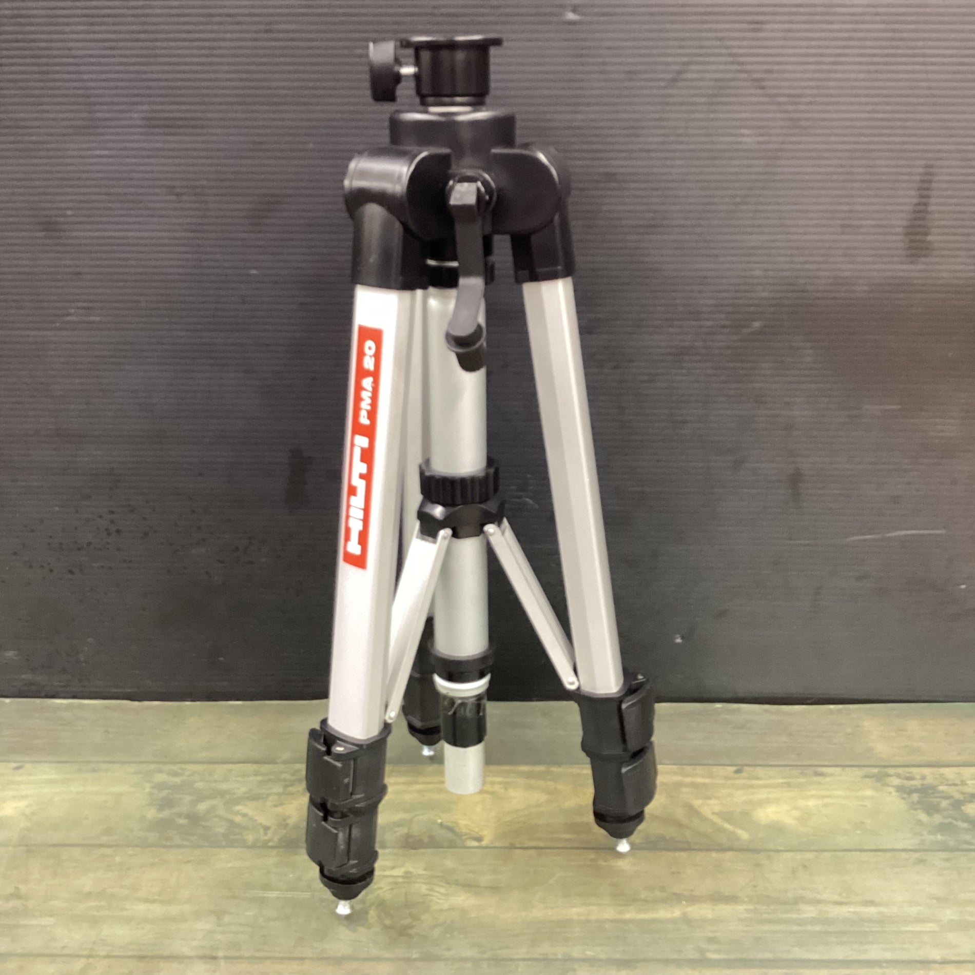 ヒルティ(HILTI) マルチラインレーザー PM40-MG 【東大和店
