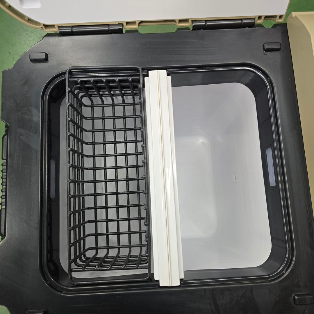 【中古品・ショルダーベルトのみ欠品】ハイコーキ(HIKOKI ※旧:日立工機) コードレス冷温庫 UL18DC(NMB)【桶川店】